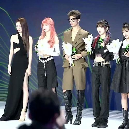 明星网红同台完整版,明星网红同台盛宴精彩回顾