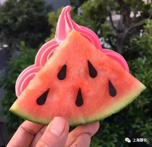 网红吃瓜今日热门吗,今日热门话题盘点