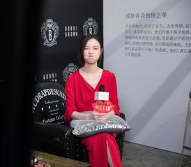 女明星网红裙子掉落视频,现场视频曝光