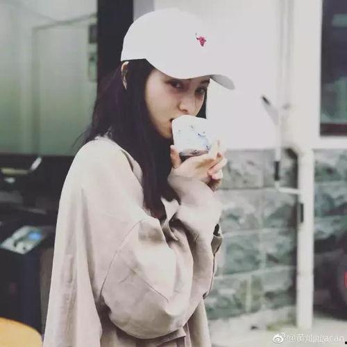 女明星网红背影照片高清,探寻女明星的时尚魅力