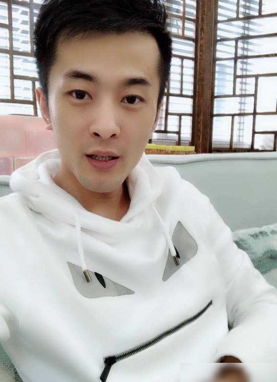 哪些明星网红卖过燕窝的,燕窝热销背后的明星效应