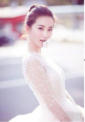 明星网红排名第一,揭秘排名第一的璀璨之星