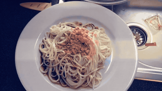 明星网红简单拌面是谁,明星网红的美食秘籍大公开