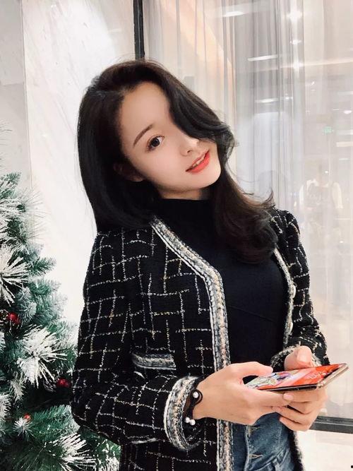 明星网红的偶像叫什么,揭秘明星网红心中的偶像传奇