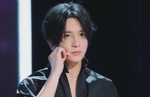 明星网红朱哥图片大全,网红明星的时尚瞬间大盘点