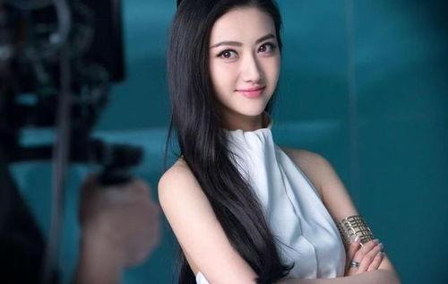 汉街明星网红是谁,揭秘汉街网红背后的故事