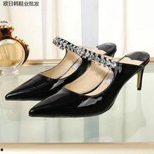 明星网红款鞋子网面,时尚与舒适并存的风向标